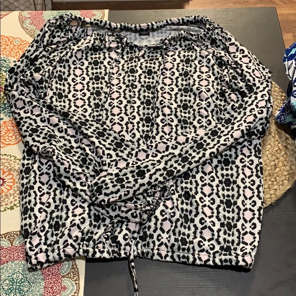 Black and Pink Elastic Band Blouse